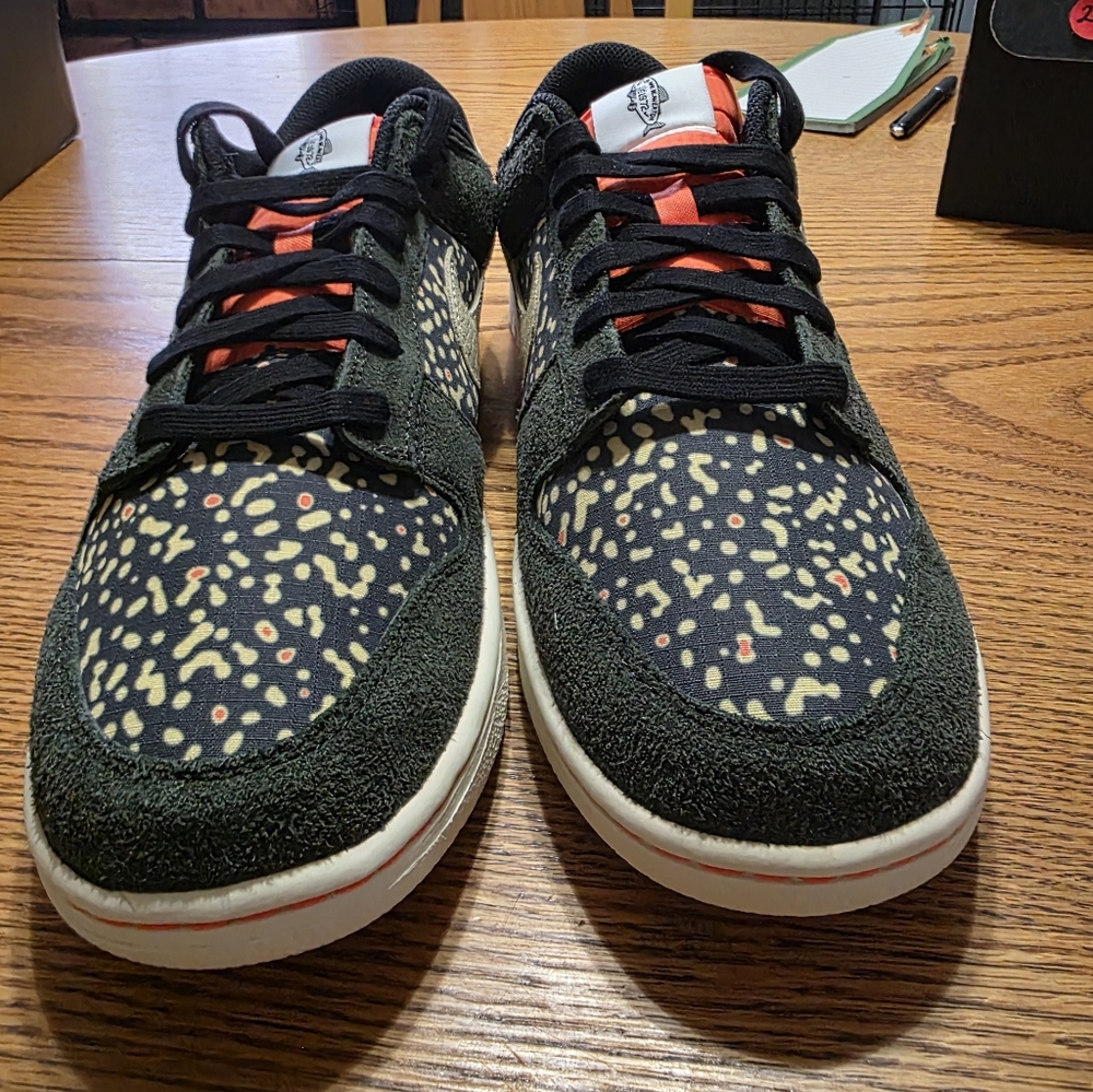 Men's Nike Dunk Retro "GoneFishin" Black  Low-Top Sneakers Size 10m